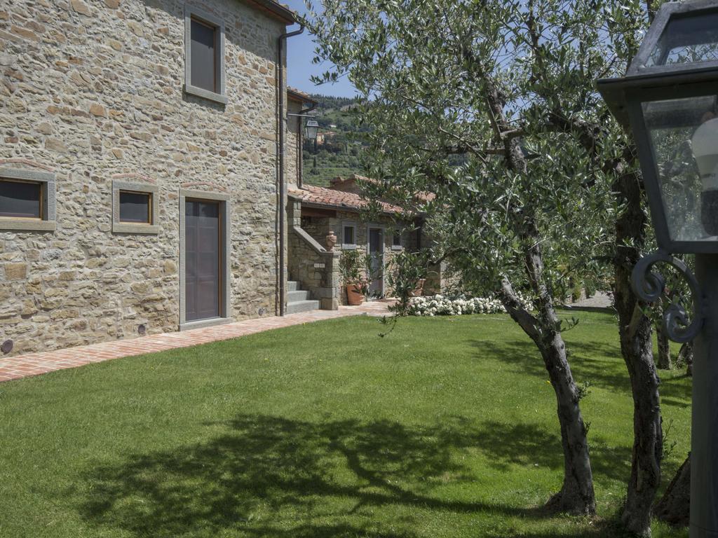 Maesta Del Sasso Villa กอร์โตนา ภายนอก รูปภาพ